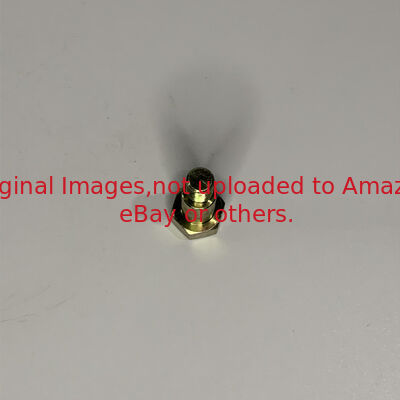Çim Biçme Makinesi Parçaları Cıvatası GET11371 Deere 180C 220C Yeşiller Biçme Makinesine Uyar