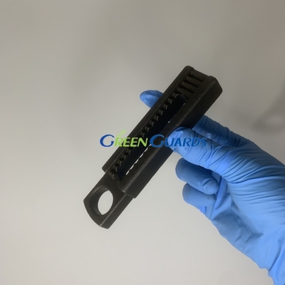 Çim Biçme Makinesi Parçaları Braketi, Ön Silindir GTCU24460 Johndeere'e Uyar