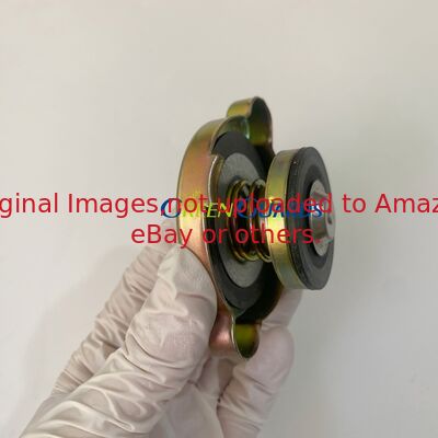 Çim Biçme Makinesi Parçaları Radyatör GLVA12637 Deere Hafif Çim Biçme Makinesine Uyar
