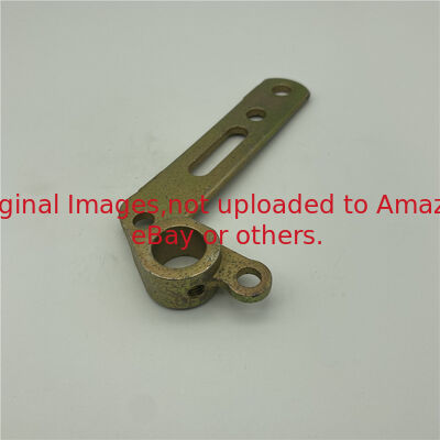 Fairway Biçme Makinesi Parçaları Braketi - Sağ - GMT3015 Deere 8500 Makaralı Biçme Makinesine Uyar